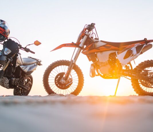 Învățarea mecanicii de bază a motocicletei Photo Basic motorcycle mechanics