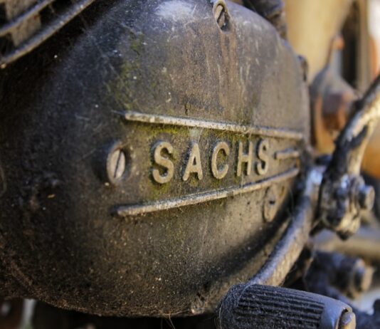 Frânarea eficientă: Tehnici avansate pentru siguranță Photo Motorcycle braking