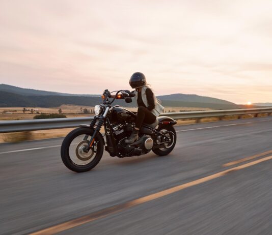 Sistemul de frânare ABS: Cum funcționează și de ce e important Photo ABS motorcycle
