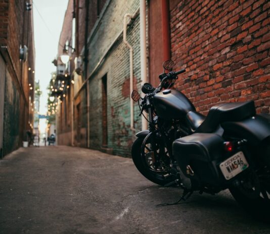 Cum să îți protejezi motocicleta împotriva furtului Photo Motorcycle anti-theft