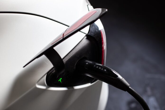 image-65 Photo Car battery charging