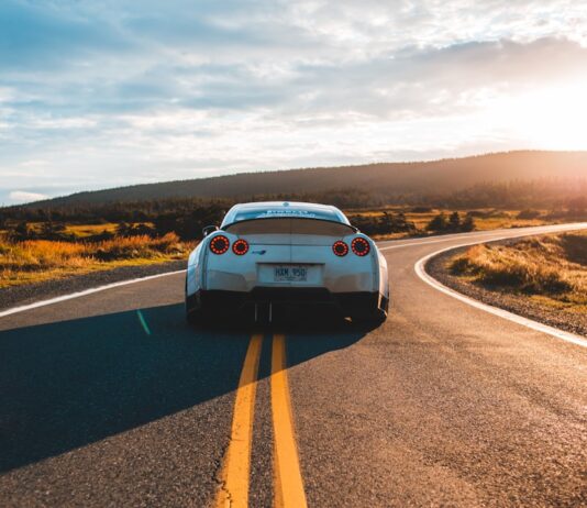 Asigurarea auto: Tipuri și cum să alegi cea mai bună poliță Photo Car insurance: Types and how to choose the best policy